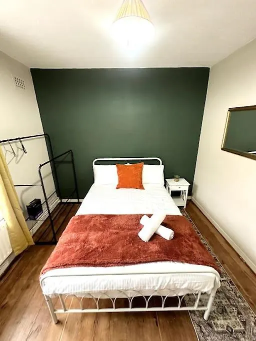 Quirky 3 Bedroom Flat In Shoreditch London Apartment